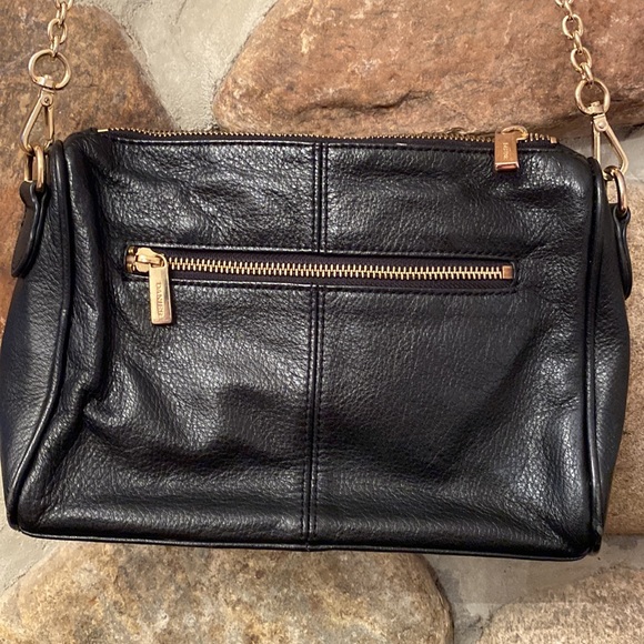 Danier leather purse - Picture 3 of 6